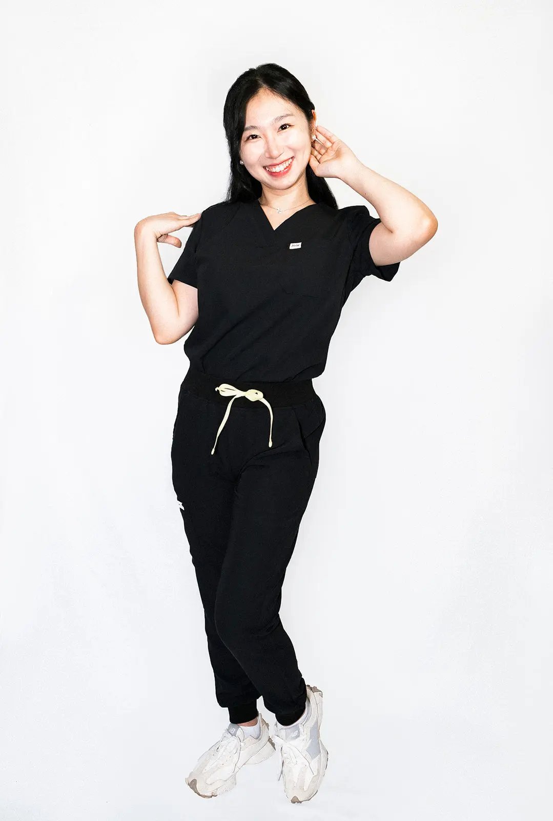 ORO Black One-Pocket Scrub Top Jirle