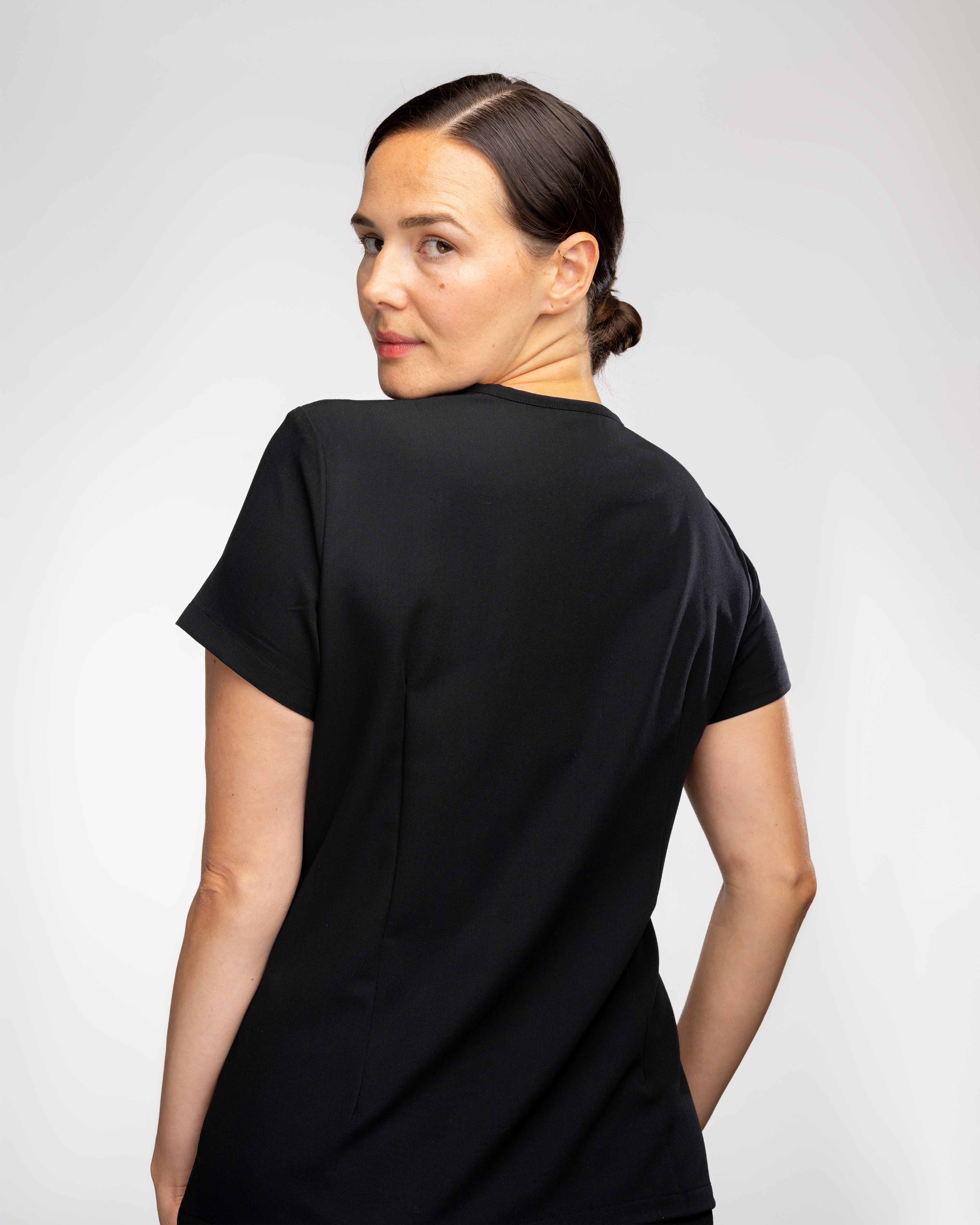NOIR SCRUB SET 