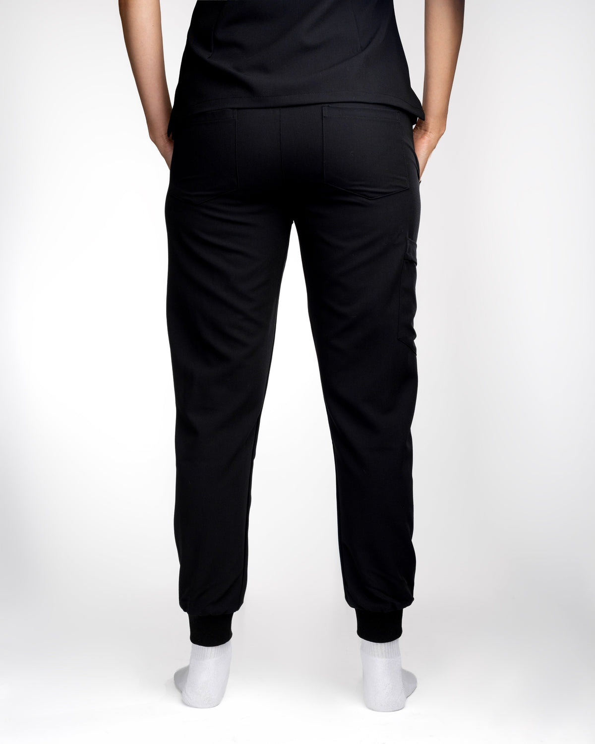 NOIR SCRUB SET 