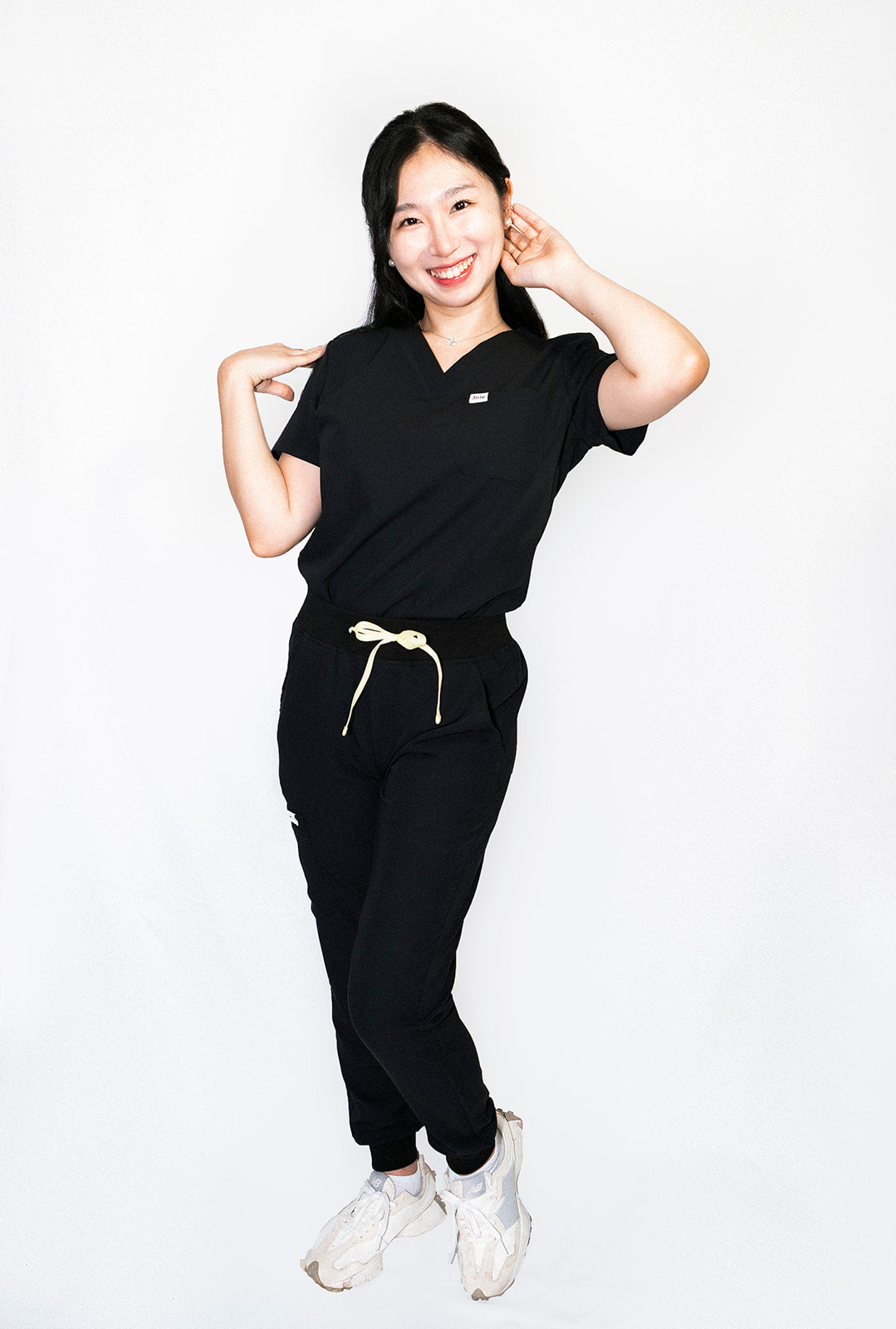 ORO Black One-Pocket Scrub Top Jirle