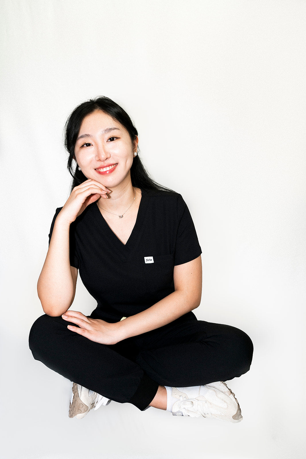 ORO Black One-Pocket Scrub Top Jirle
